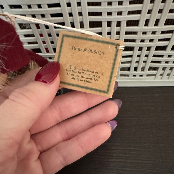 Vintage TJ Santas by Tina Mitchell - Picture 5 of 7